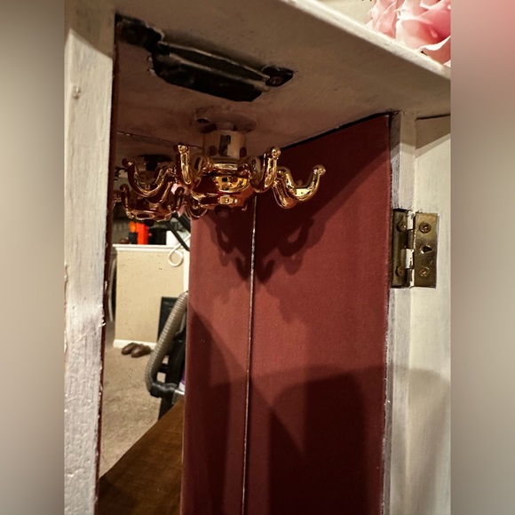 Stained Glass Moon Jewelry Box - Picture 4 of 10